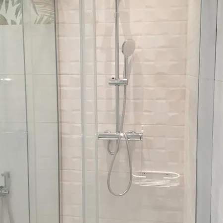 Elegante Piso En Gran Via De 3 Apartman Vigo