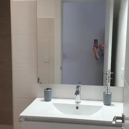 Elegante Piso En Gran Via De 3 Apartman